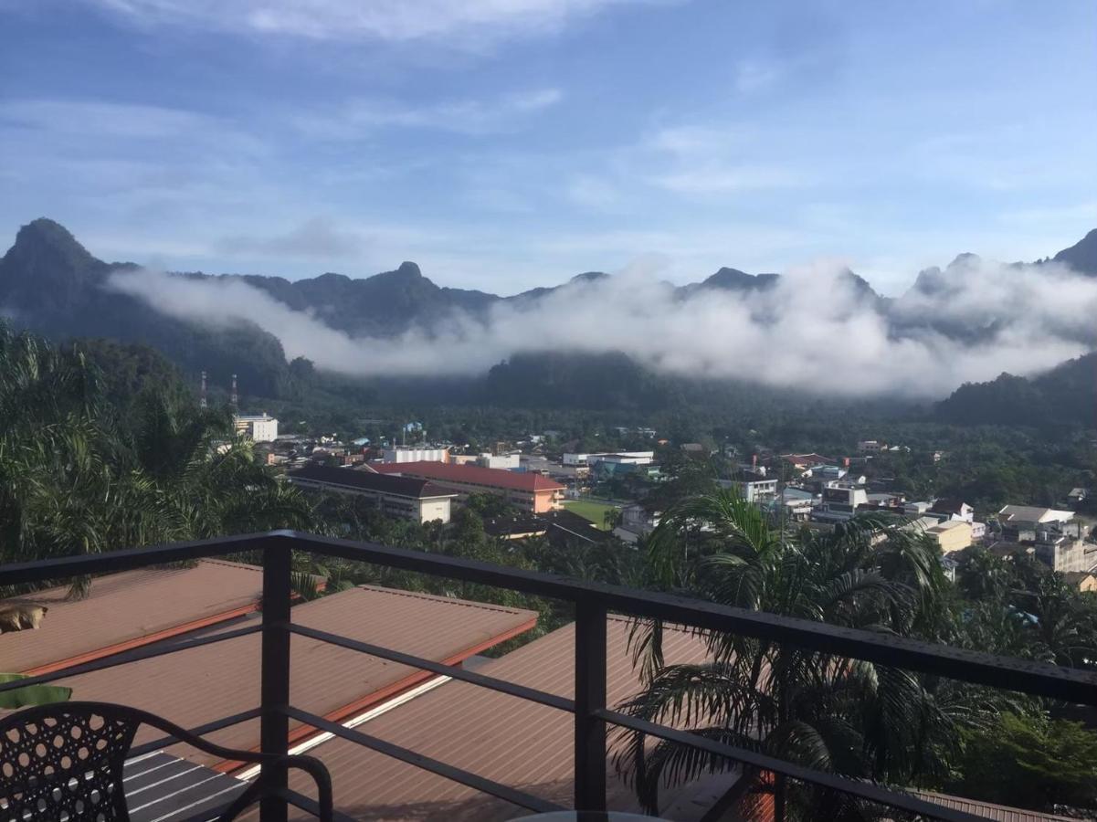 蓝山攀牙府度假村 外观 照片
